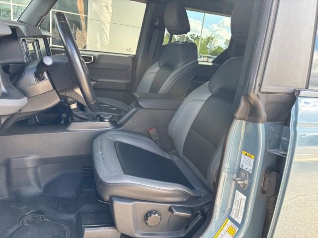 Used 2022 Ford Bronco Black Diamond image 9