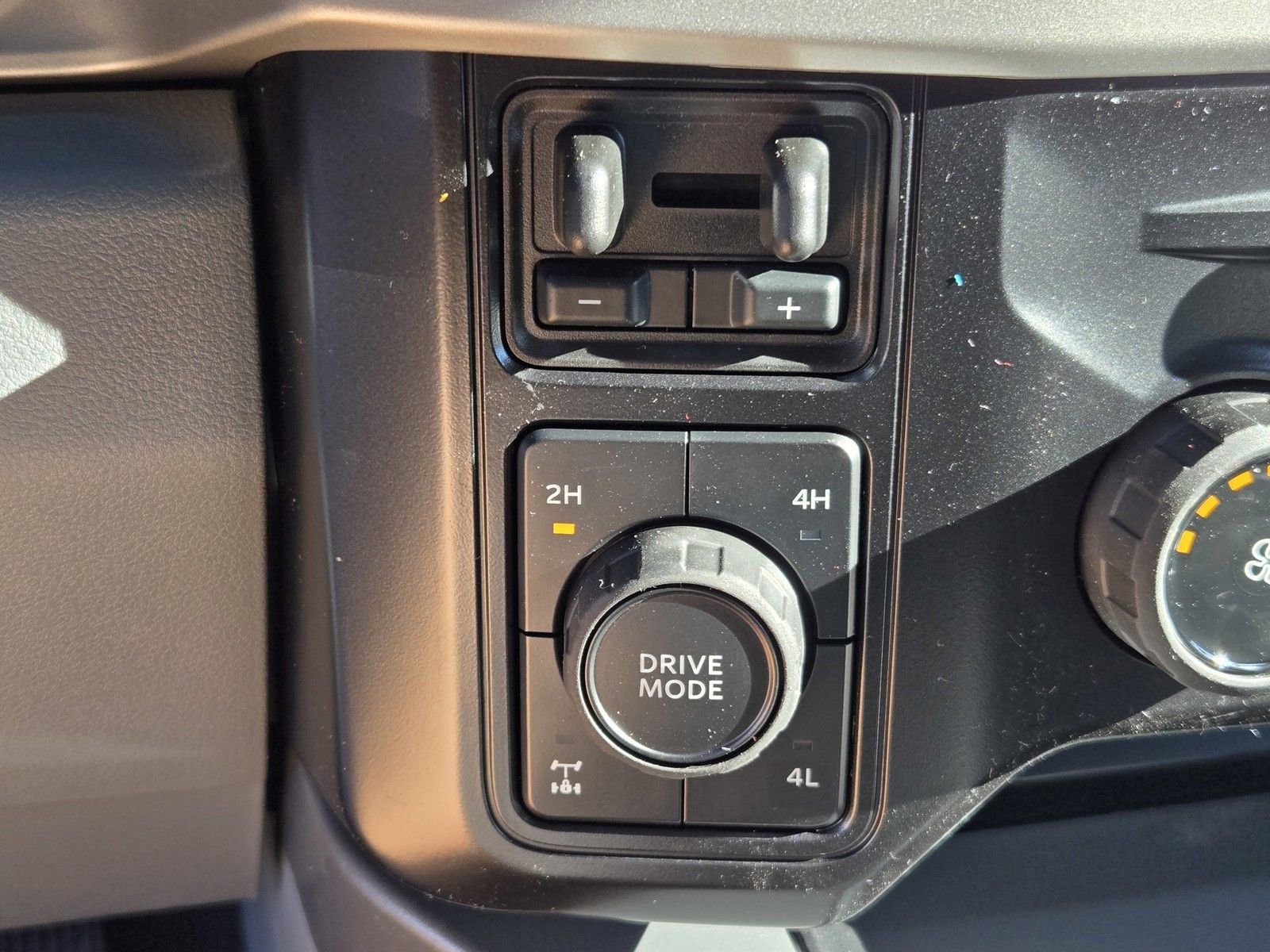 New 2026 Ford F250 XLT w/ XLT Premium Package image 10