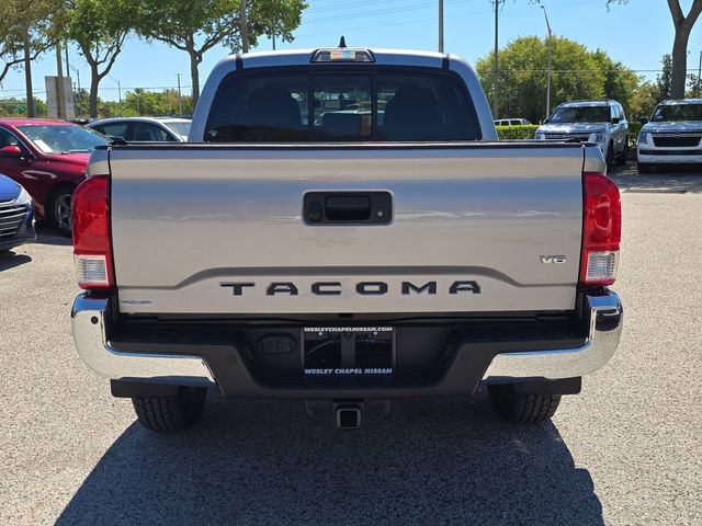 Used 2017 Toyota Tacoma SR5 w/ Tow Package image 7