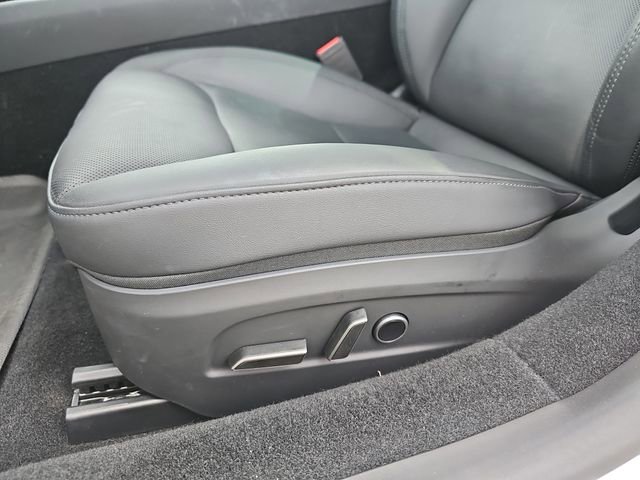 Used 2025 Tesla Model 3 Long Range image 18