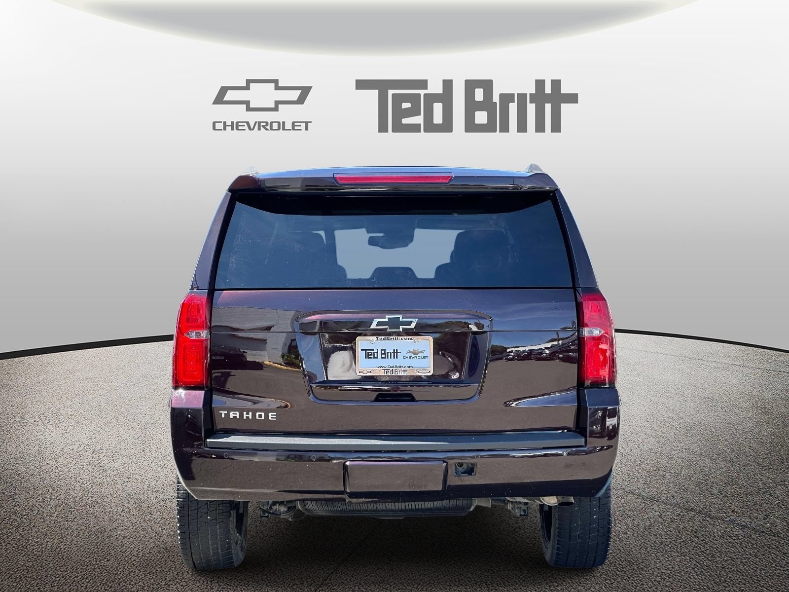 Certified 2020 Chevrolet Tahoe LT w/ Luxury Package AWD/4WD image 5