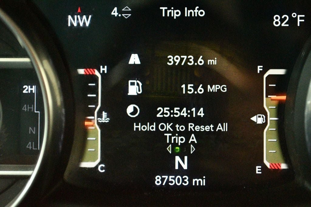 Used 2018 Jeep Wrangler Unlimited Rubicon AWD/4WD image 52