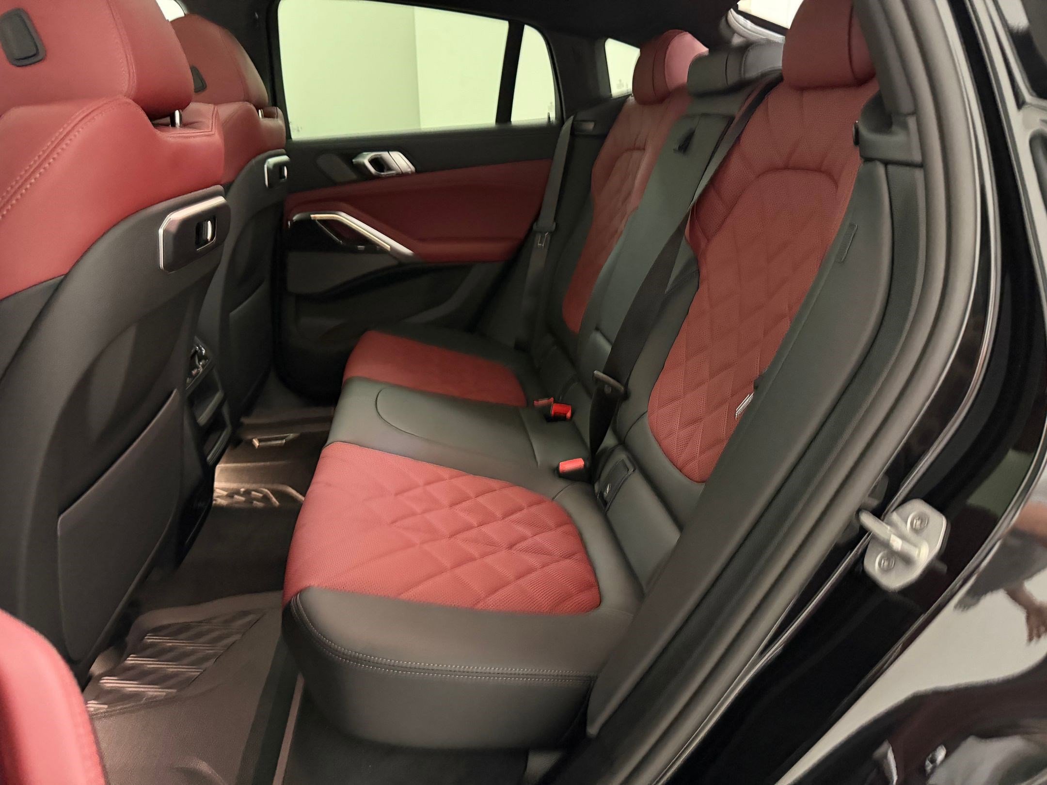 New 2026 BMW X6 xDrive40i w/ Premium Package image 14