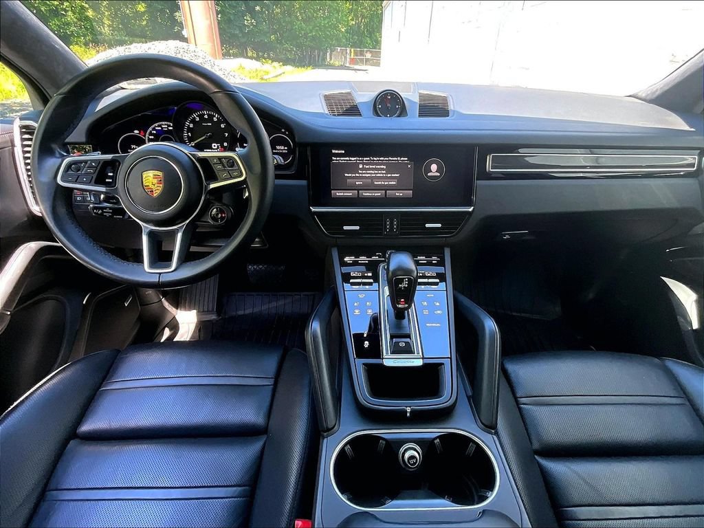 Certified 2023 Porsche Cayenne Platinum Edition AWD/4WD image 18