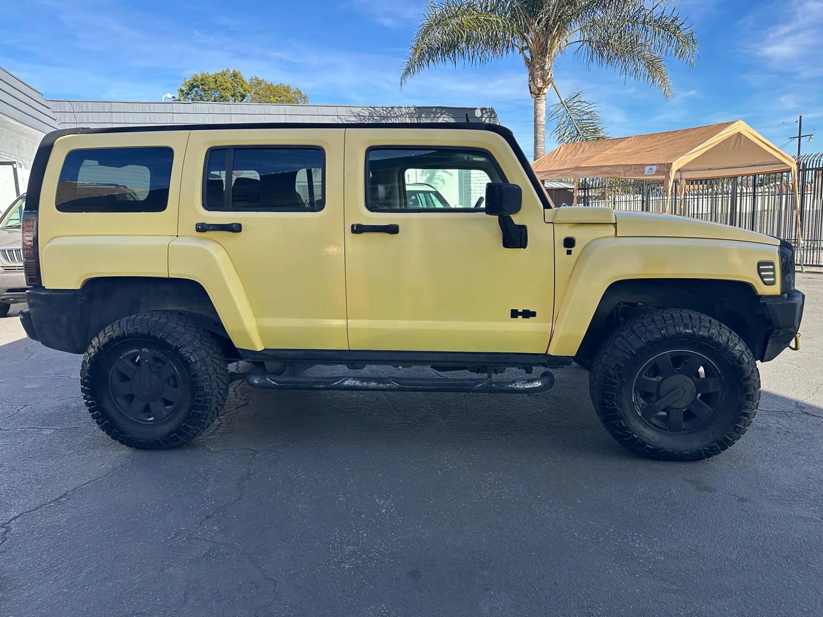Used 2007 HUMMER H3 Luxury image 14