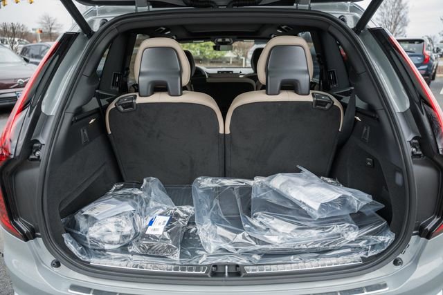 New 2026 Volvo XC90 T8 Ultra w/ Protection Package Premier image 10