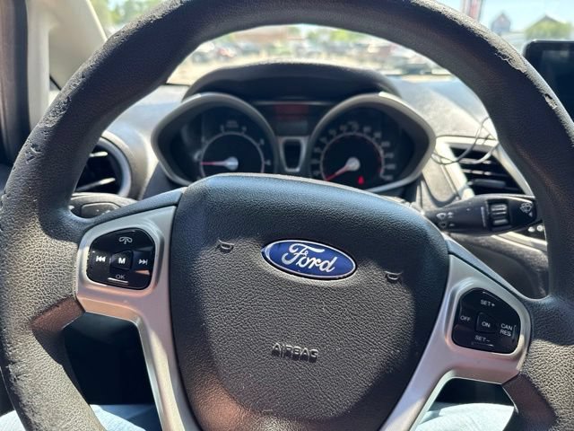 Used 2012 Ford Fiesta SE FWD image 22