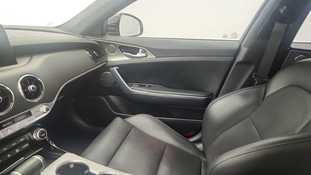 Used 2021 Kia Stinger GT1 image 15