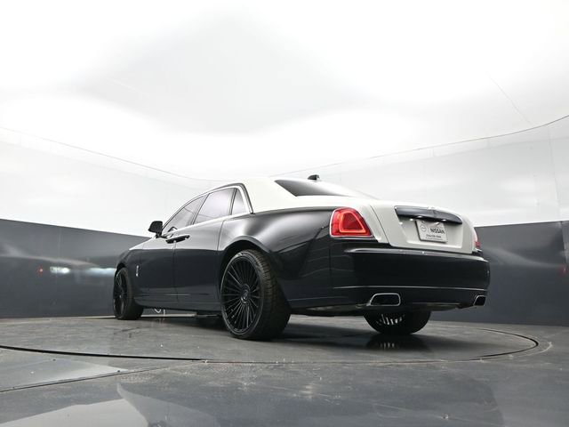 Used 2019 Rolls-Royce Ghost RWD image 23