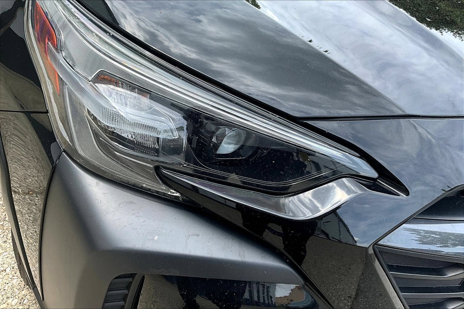 Used 2023 Subaru Outback Premium AWD/4WD image 33