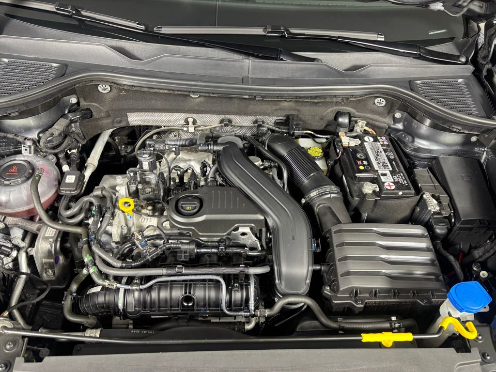 Used 2022 Volkswagen Taos S w/ IQ Drive S Package image 20