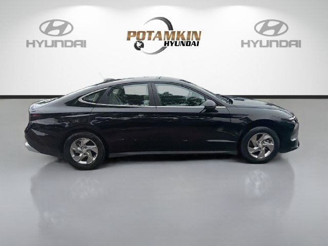 Certified 2025 Hyundai Sonata SE FWD image 4
