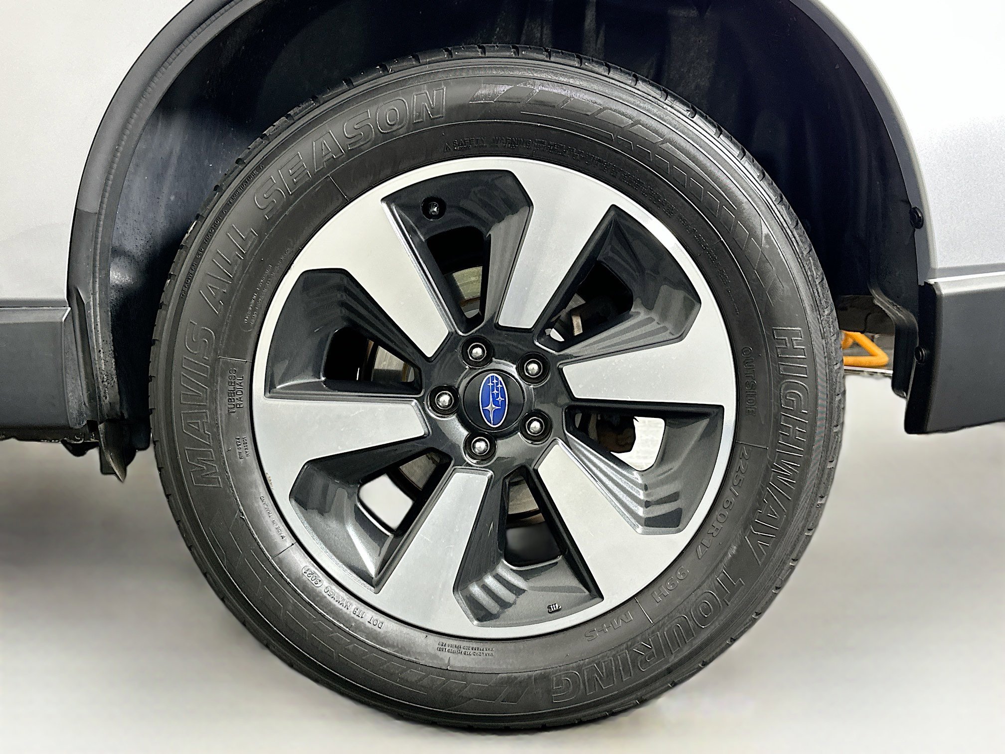 Used 2017 Subaru Forester 2.5i Limited image 11