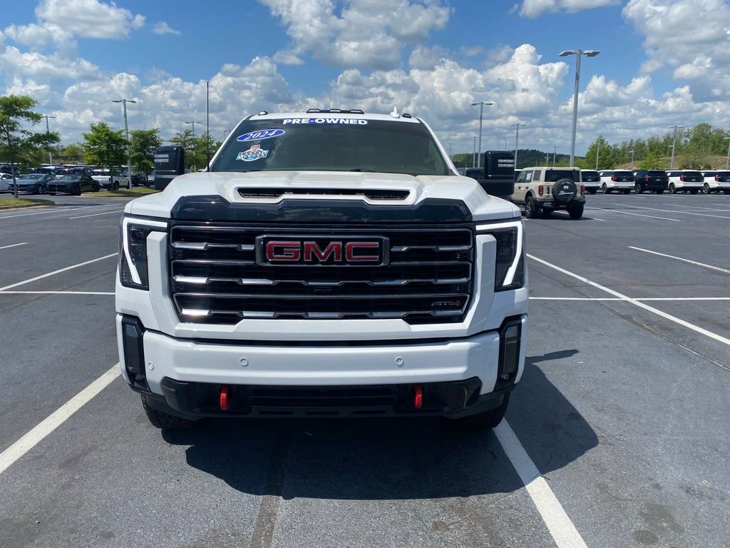 Used 2024 GMC Sierra 2500 AT4 w/ AT4 Preferred Package image 2