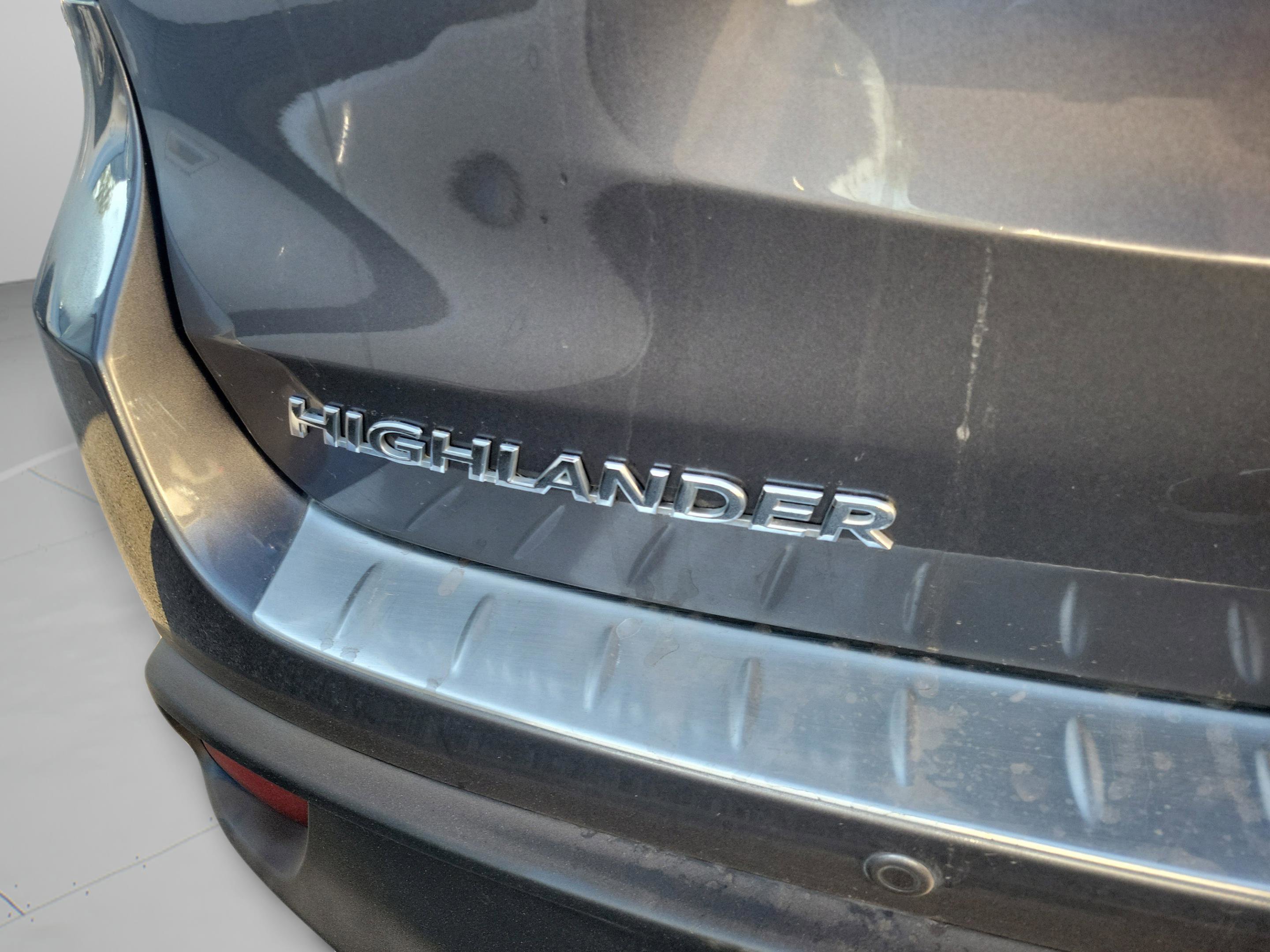 Used 2015 Toyota Highlander Limited Platinum AWD/4WD image 23