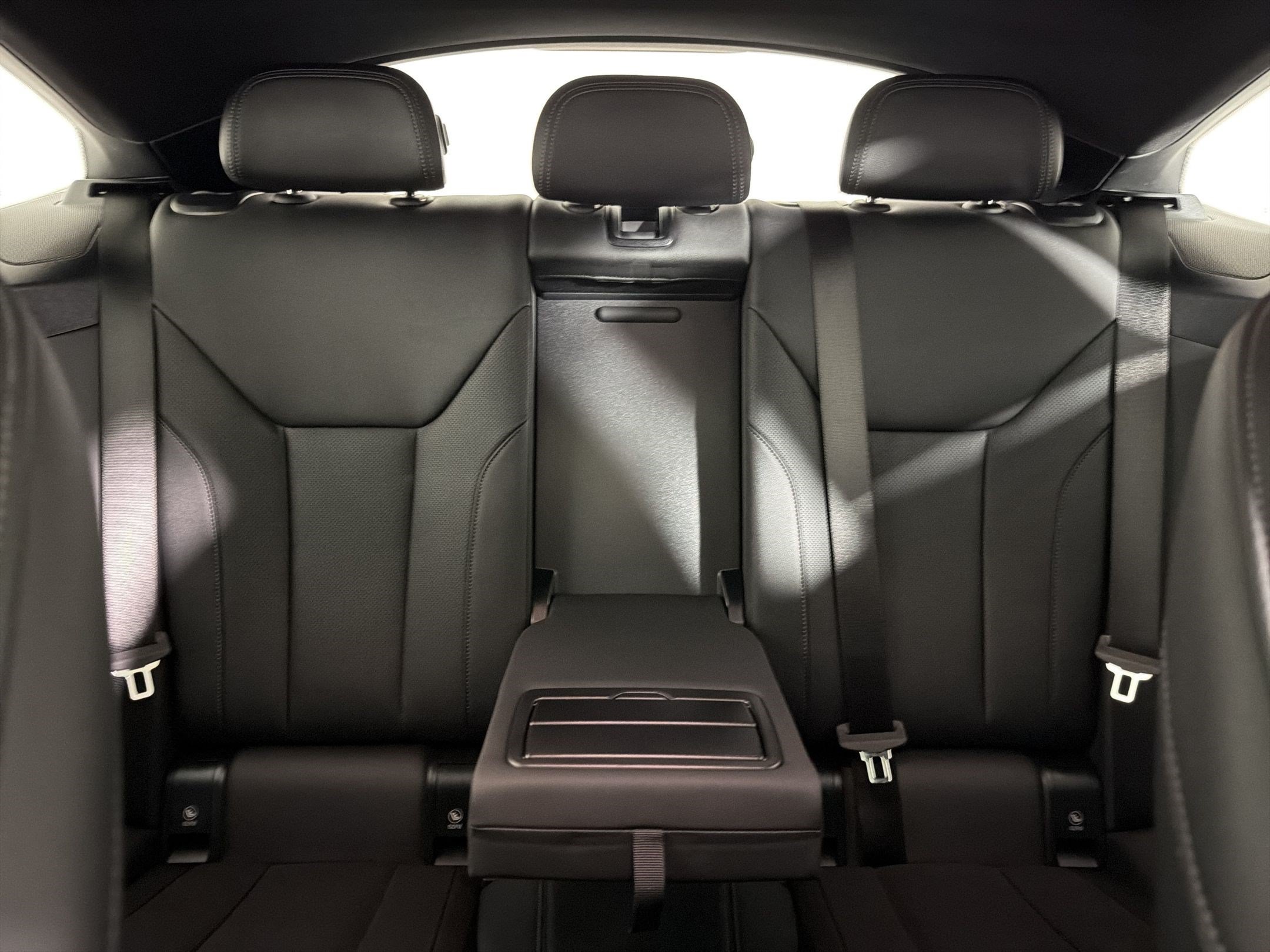 New 2026 BMW i4 eDrive40 RWD image 30