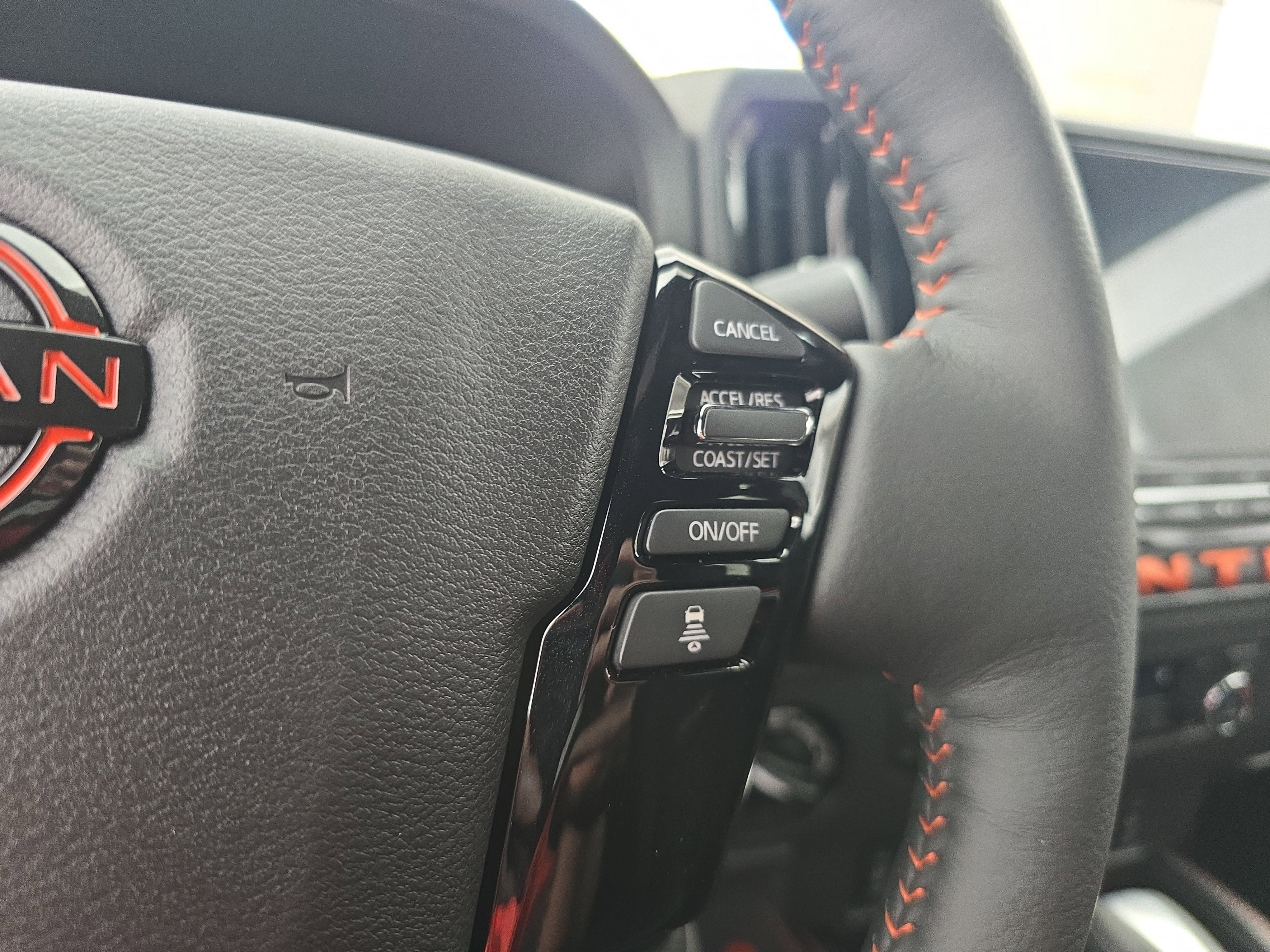 New 2026 Nissan Frontier PRO-4X w/ Pro-4x Convenience Package image 17