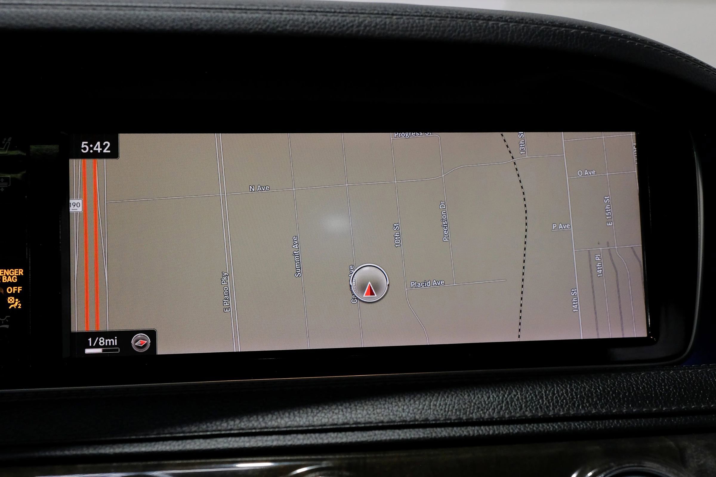 Used 2015 Mercedes-Benz S 550 Sedan w/ Sport Package w/ Sport Package image 27