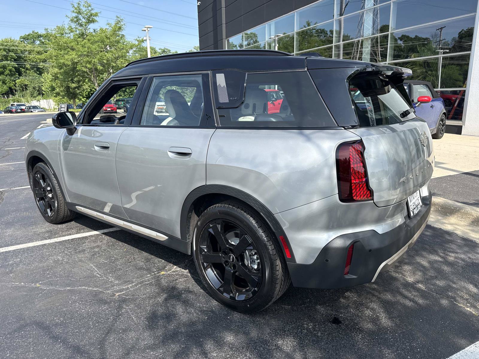 Certified 2025 MINI Cooper Countryman S AWD/4WD image 8