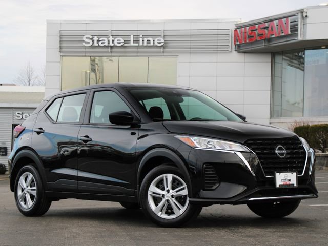 Certified 2025 Nissan Kicks Play S FWD image 1