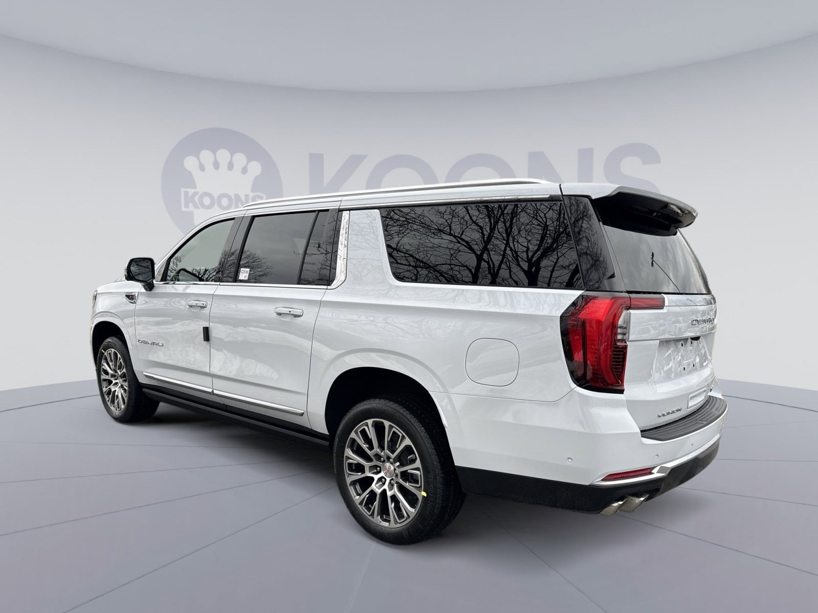 New 2026 GMC Yukon XL Denali w/ Sun & Power Step Package image 4