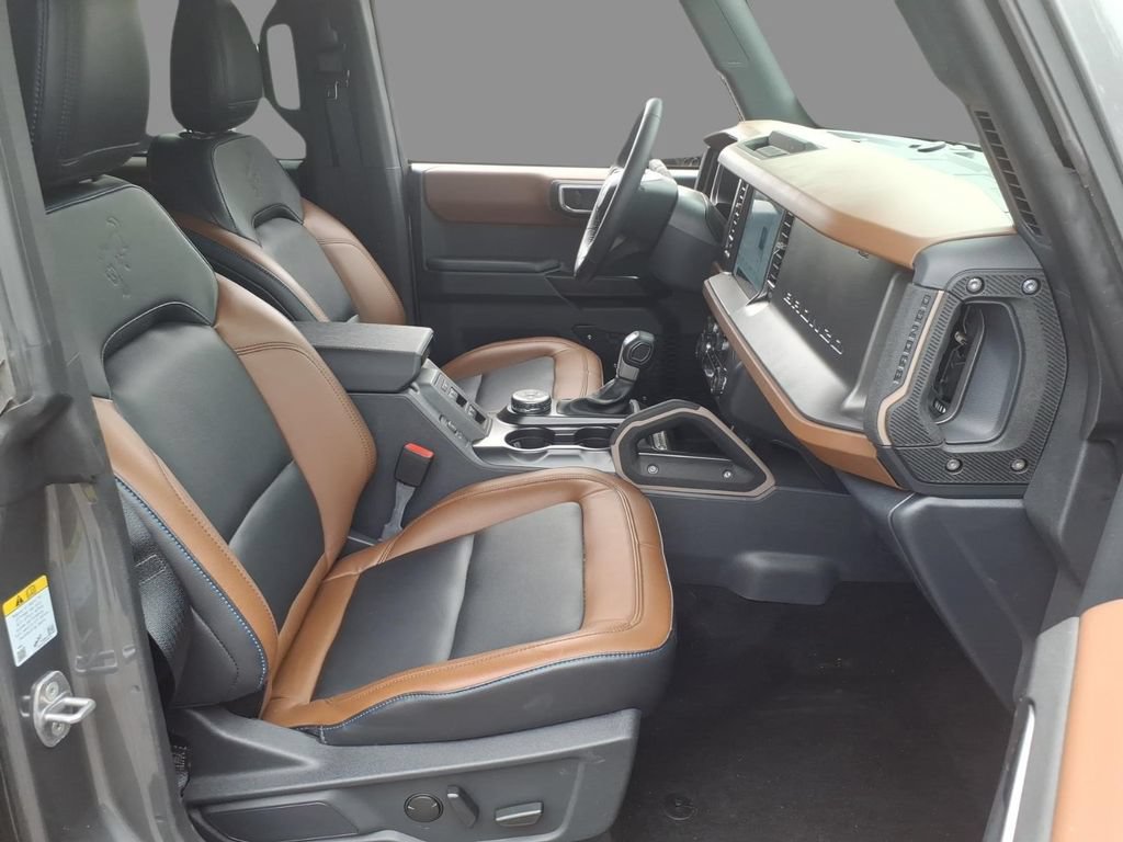 New 2024 Ford Bronco Outer Banks AWD/4WD image 12