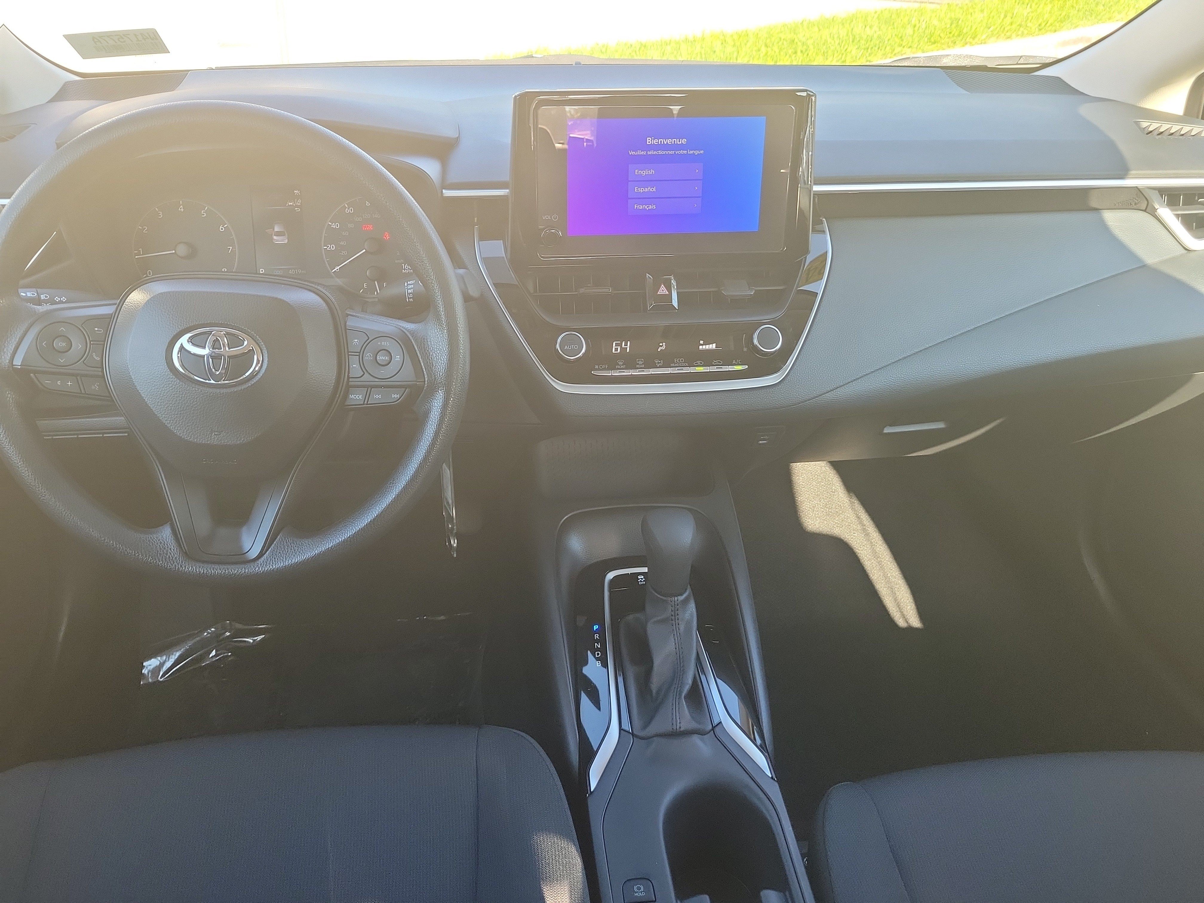 Used 2024 Toyota Corolla LE FWD image 16