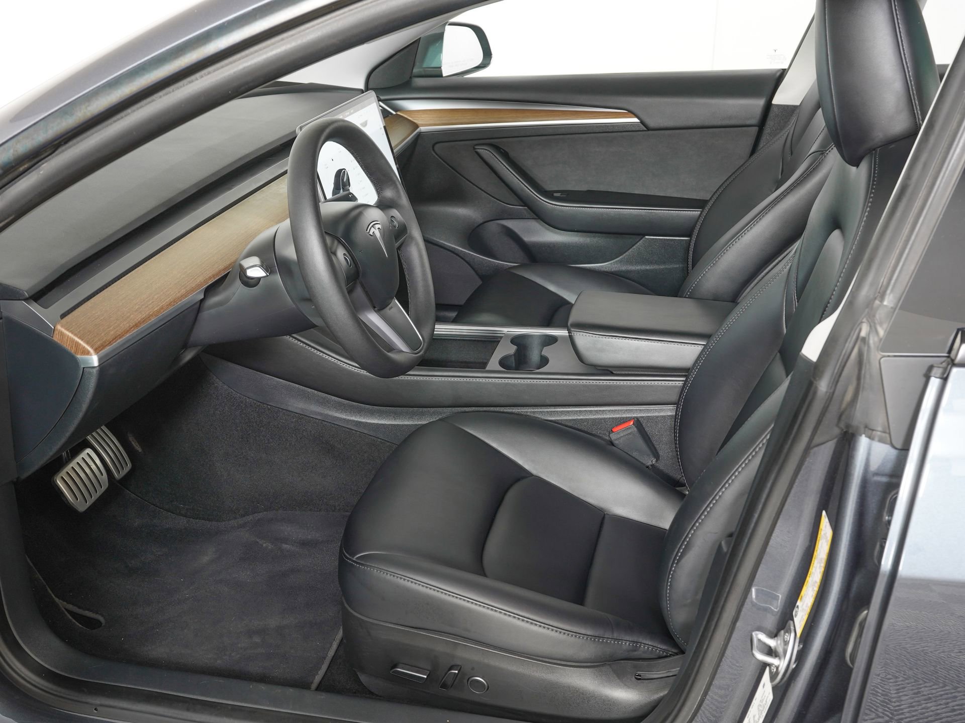 Used 2023 Tesla Model 3 Performance image 13