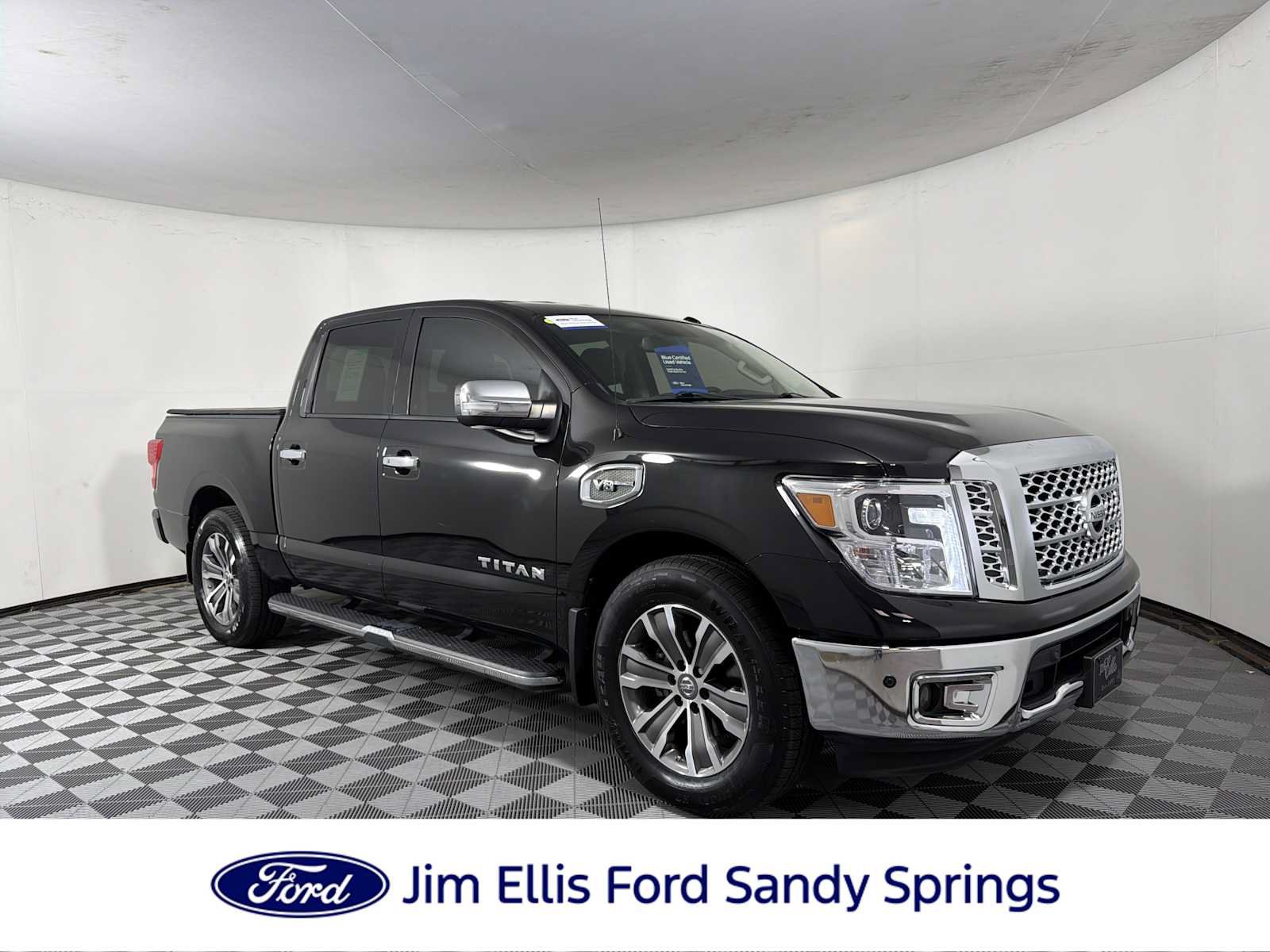 Used 2017 Nissan Titan SL RWD video 1