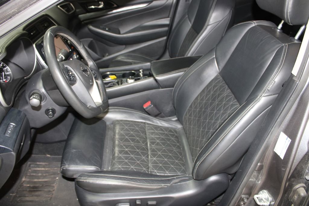 Used 2020 Nissan Maxima Platinum w/ Sport Mat Group FWD image 33