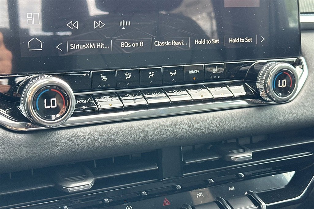 New 2025 GMC Canyon Elevation w/ Convenience Package image 17