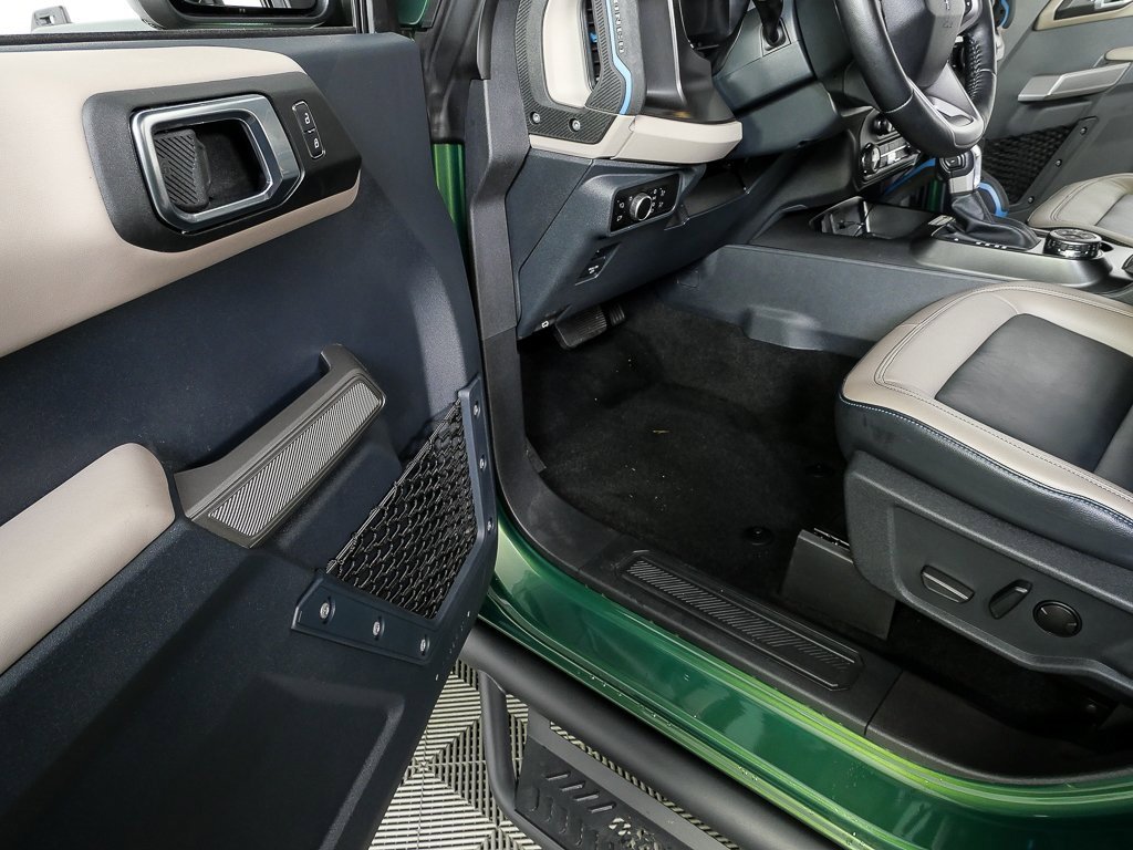 Used 2023 Ford Bronco Wildtrak image 7