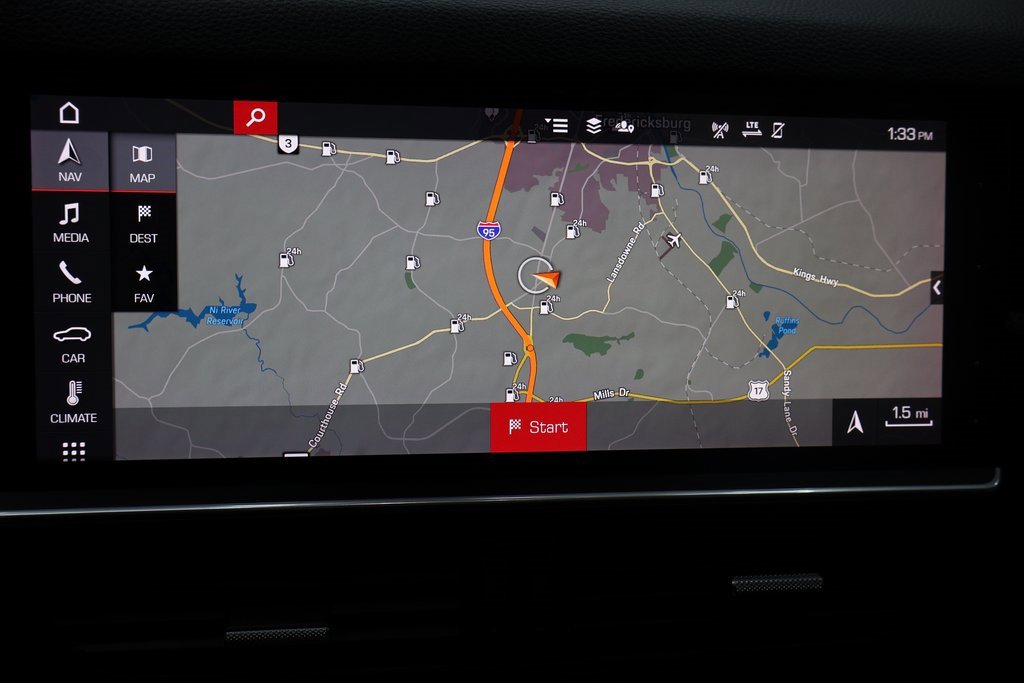 Used 2021 Porsche Cayenne image 22