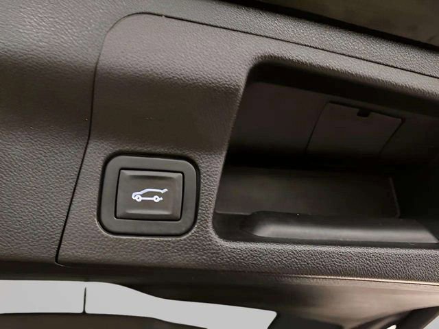 Used 2018 GMC Acadia Denali w/ Technology Package image 13