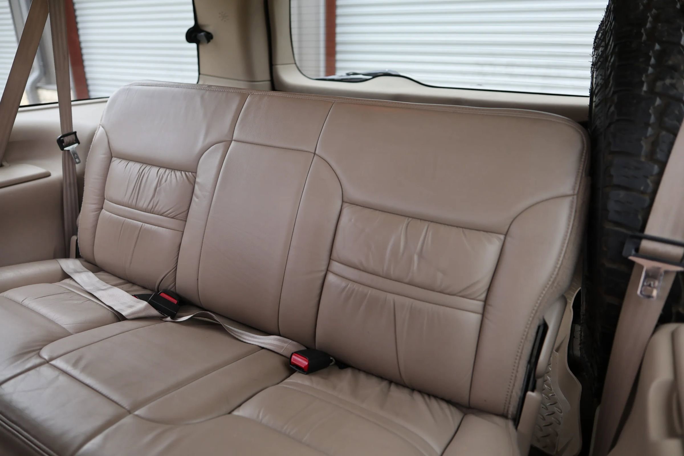 Used 2000 Ford Excursion Limited image 24