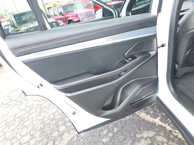 Used 2024 Jeep Wagoneer Launch Edition image 36