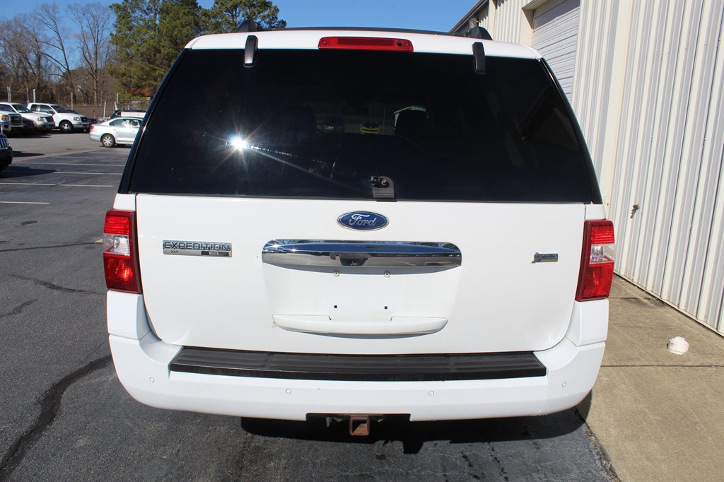 Used 2011 Ford Expedition EL XLT image 14