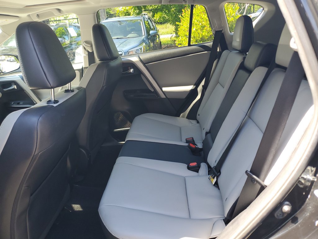 Used 2017 Toyota RAV4 Limited w/ Advanced Technology Package FWD image 13