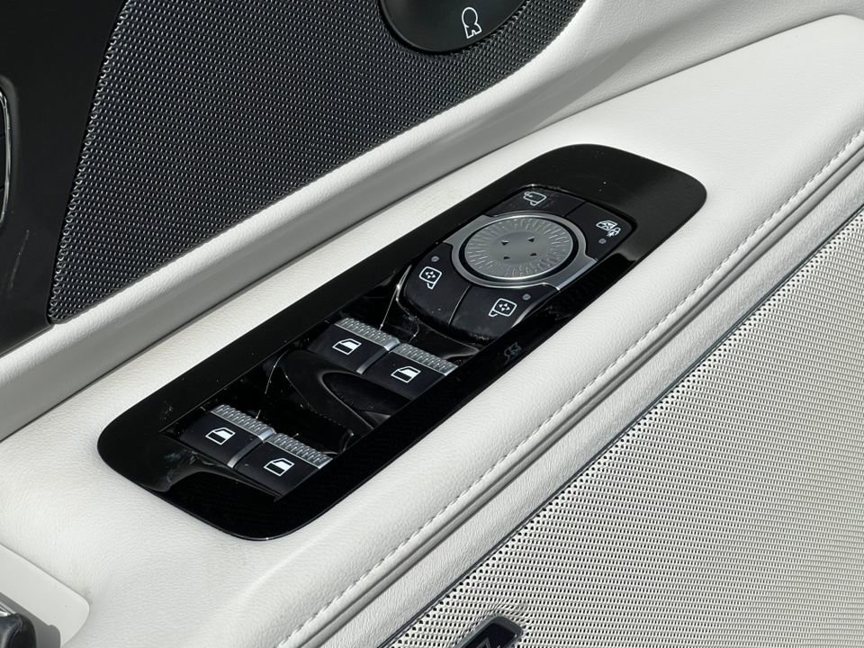 New 2026 Lincoln Nautilus Reserve w/ Jet Appearance Package AWD/4WD image 14