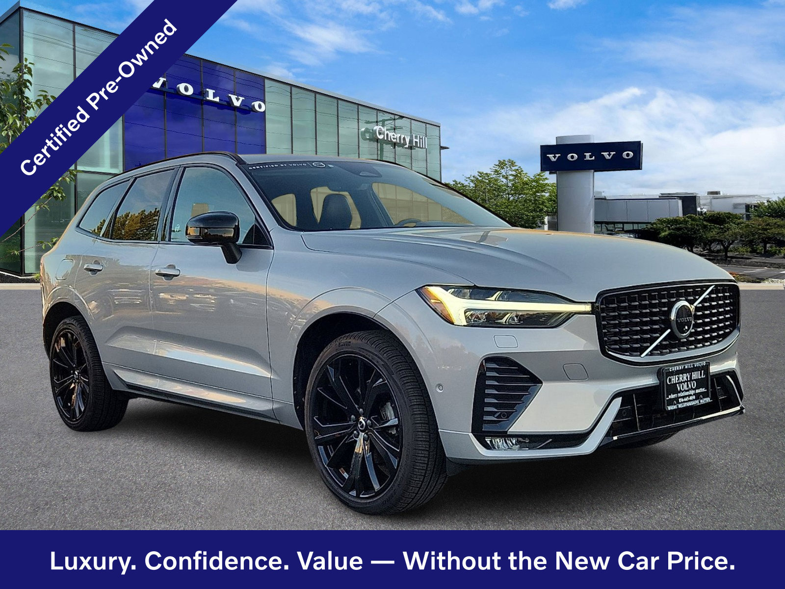 Certified 2023 Volvo XC60 B5 Ultimate w/ Climate Package