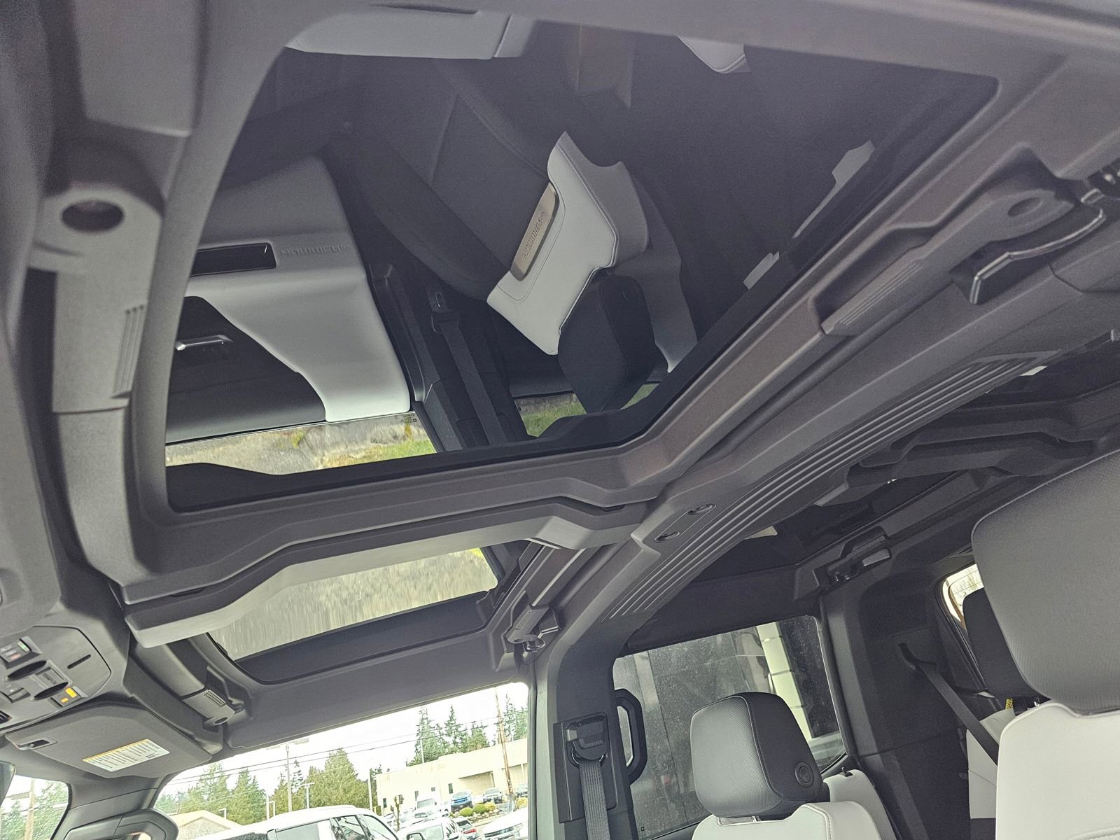 Used 2024 GMC Hummer EV 3X w/ Extreme Off-Road Package AWD/4WD image 26