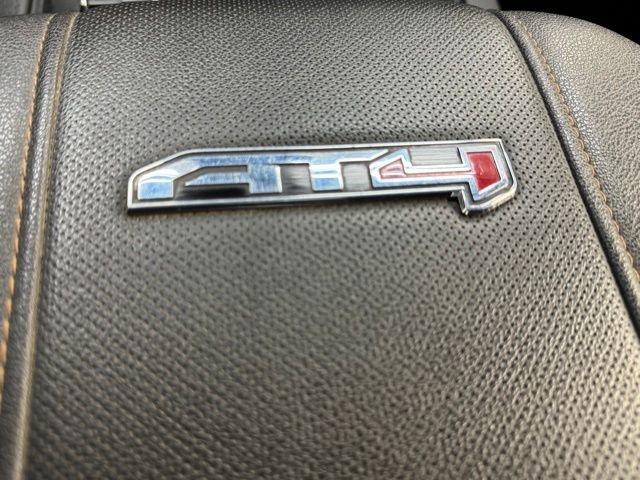 Used 2024 GMC Sierra 2500 AT4 image 34