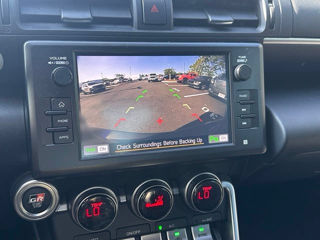 Used 2022 Toyota GR86 w/ ALL Weather Mat Package (TMS) RWD image 26