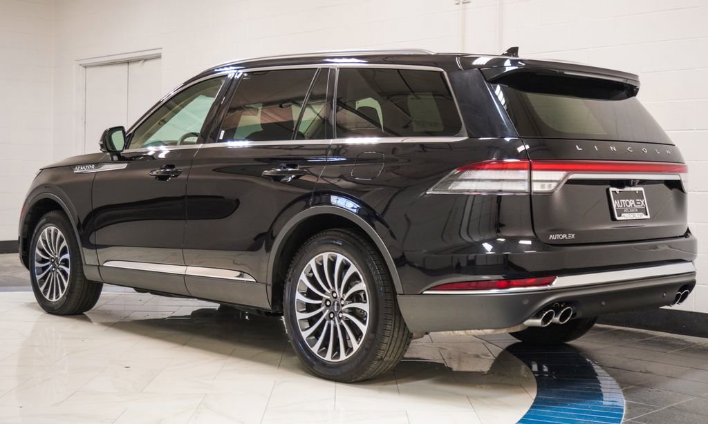 Used 2024 Lincoln Aviator Reserve AWD/4WD image 36