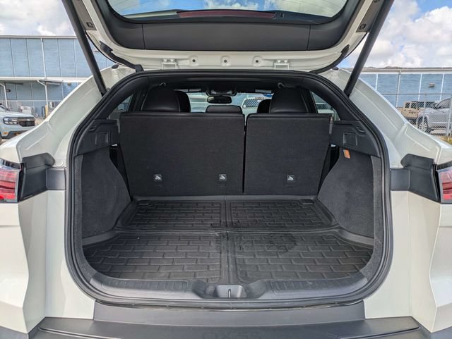 Used 2023 INFINITI QX55 Luxe w/ Cargo Package AWD/4WD image 12