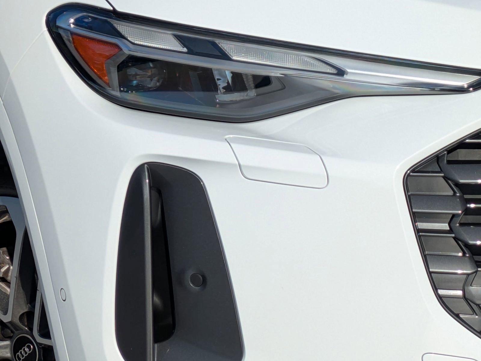 Used 2025 Audi Q5 Premium w/ Convenience Package image 25