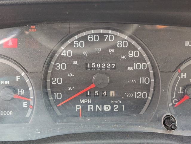 Used 2002 Ford Crown Victoria LX image 12