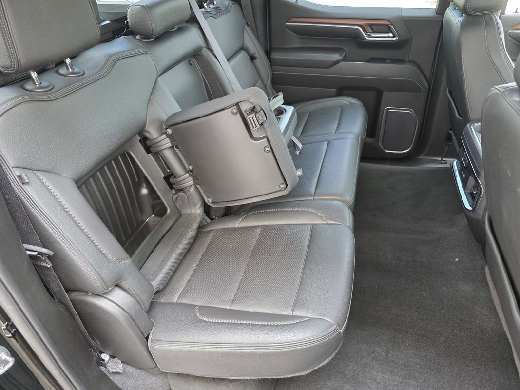 Used 2023 GMC Sierra 1500 Denali w/ Denali Reserve Package AWD/4WD image 29