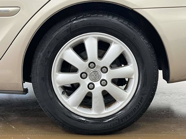 Used 2004 Toyota Camry XLE FWD image 11