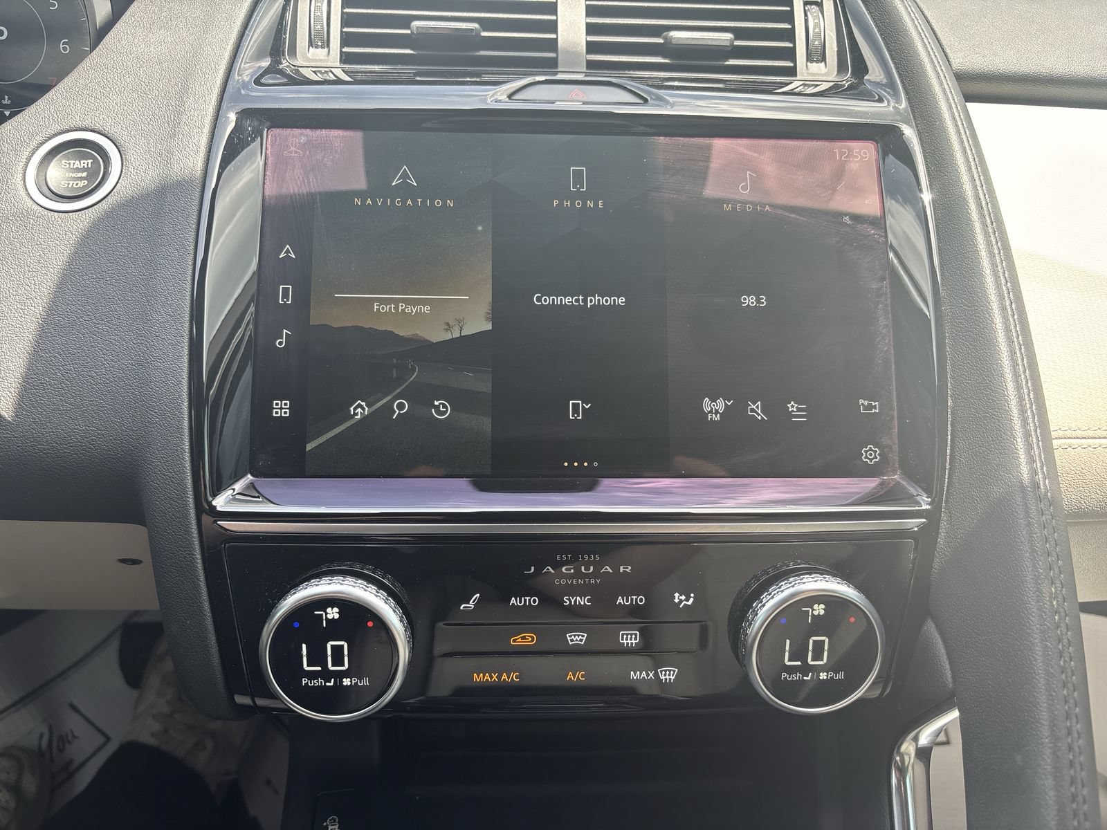 Used 2021 Jaguar E-PACE SE AWD/4WD image 19